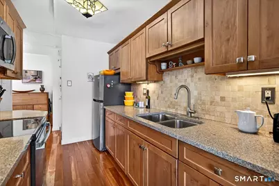 100 York Street #5D, New Haven, CT 06511 - Photo 9