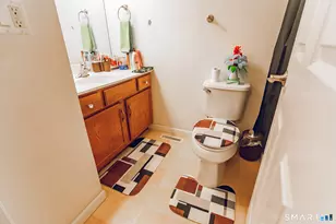 16 Wishing Well Ln, New Milford, CT 06776 - Photo 11