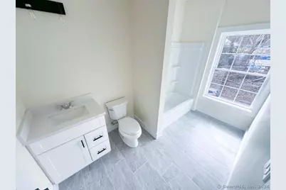 887 Federal Road #5, Brookfield, CT 06804 - Photo 9