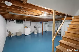 46 Myron Ave, Bridgeport, CT 06606 - Photo 9