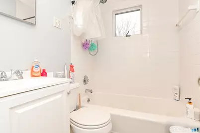 74 Hollywood Avenue, Bridgeport, CT 06606 - Photo 9