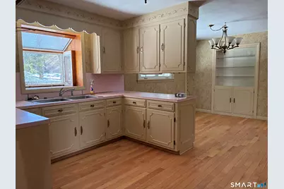 76 Elmira Avenue, Torrington, CT 06790 - Photo 3