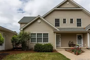 4 Reggie Way, East Windsor, CT 06016 - Photo 1