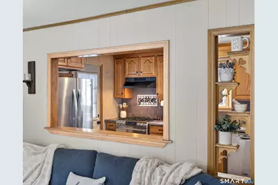 111 Whipple Avenue, Norwich, CT 06360 - Photo 9