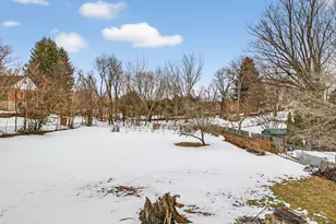 111 Whipple Ave, Norwich, CT 06360 - Photo 35