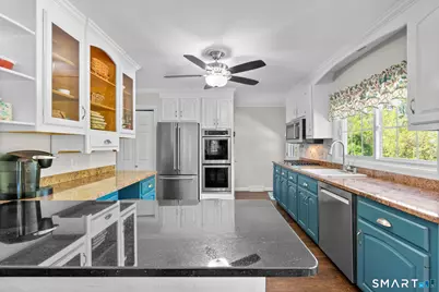 47 Featherbed Lane, Branford, CT 06405 - Photo 11
