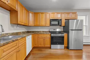 329 Broad St, New Britain, CT 06053 - Photo 9