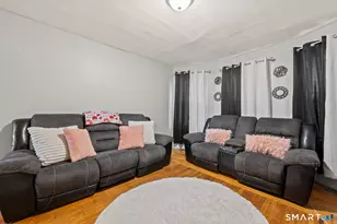 811 East St, New Britain, CT 06051 - Photo 9