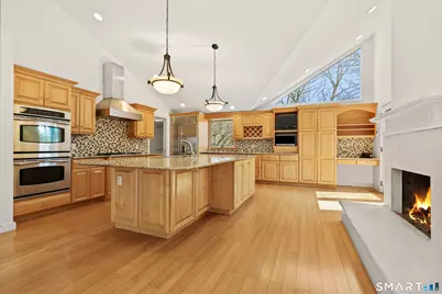 41 Londonderry Drive, Greenwich, CT 06830 - Photo 7