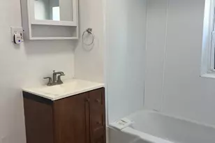 97 Green St, New London, CT 06320 - Photo 7