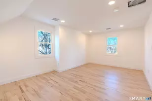 4 Robins Square E, Norwalk, CT 06854 - Photo 21