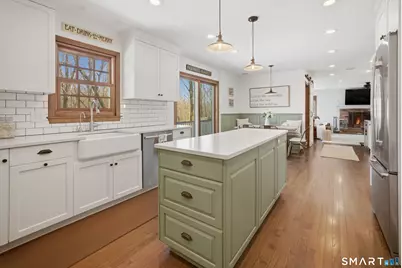 126 Rolling Hills Drive, Fairfield, CT 06824 - Photo 11