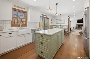 126 Rolling Hills Dr, Fairfield, CT 06824 - Photo 11