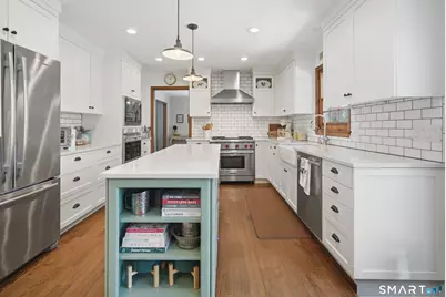 126 Rolling Hills Drive, Fairfield, CT 06824 - Photo 13