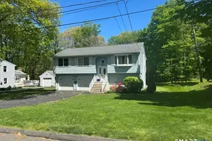 70 Lawndale St, Berlin, CT 06037 - Photo 1
