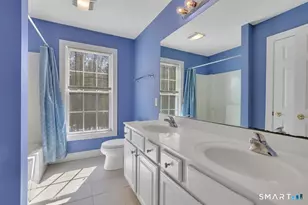 25 Fenwick Dr, Avon, CT 06001 - Photo 31