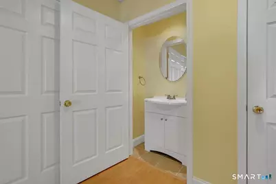 25 Fenwick Drive, Avon, CT 06001 - Photo 35