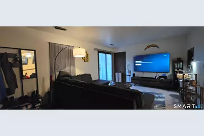 375 Glendale Avenue #D7, Bridgeport, CT 06606 - Photo 3