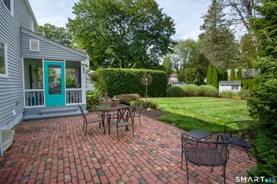 28 Tunxis Road, West Hartford, CT 06107 - Photo 31