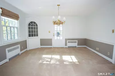 28 Tunxis Road, West Hartford, CT 06107 - Photo 11