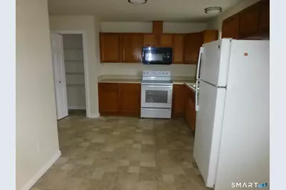 245 Elizabeth St Extension, Norwich, CT 06360 - Photo 13