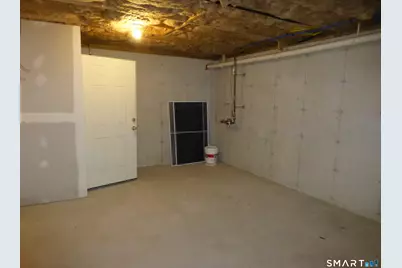 245 Elizabeth St Extension, Norwich, CT 06360 - Photo 17