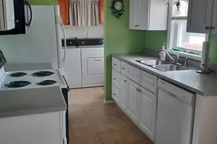 17 Carolyn Ln, Windham, CT 06256 - Photo 5