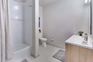 [Address not provided], New Haven, CT 06511 - Photo 7