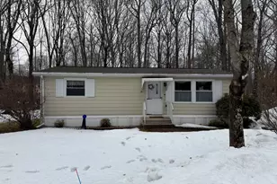 21 Harvey Dr, Old Saybrook, CT 06475 - Photo 1