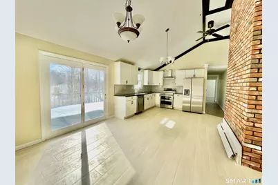 62 Cambridge Drive, Glastonbury, CT 06033 - Photo 3