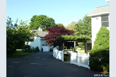 395 Boston Post Road, Madison, CT 06443 - Photo 3