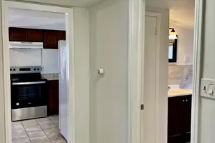 657 Naugatuck Ave, Milford, CT 06461 - Photo 25