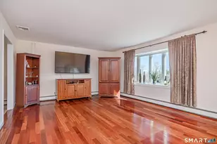 7 Bittersweet Dr, Danbury, CT 06811 - Photo 5