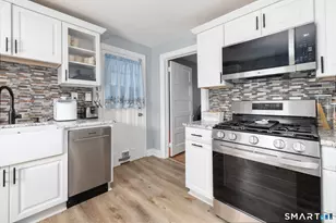 282 Stanley St, New Britain, CT 06051 - Photo 9