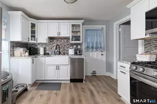 282 Stanley St, New Britain, CT 06051 - Photo 11