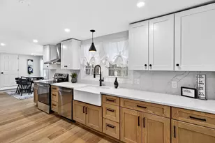 98 Bartlett Dr, Madison, CT 06443 - Photo 9