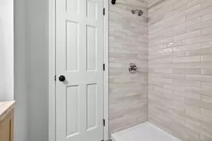 98 Bartlett Dr, Madison, CT 06443 - Photo 29