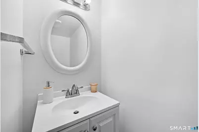 8 Barnstable Lane, Stamford, CT 06907 - Photo 7