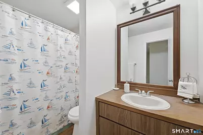 8 Barnstable Lane, Stamford, CT 06907 - Photo 17