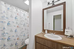 8 Barnstable Ln, Stamford, CT 06907 - Photo 17