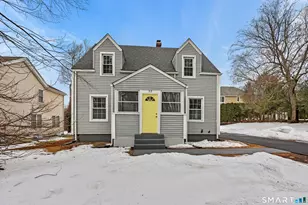 35 Kingston St, Wethersfield, CT 06119 - Photo 1