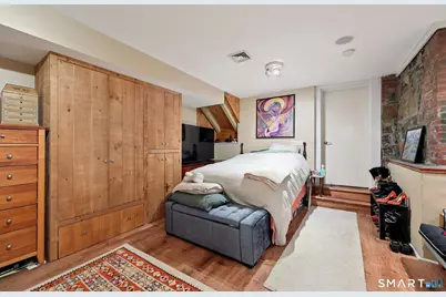 591 Orange Street #1, New Haven, CT 06511 - Photo 17