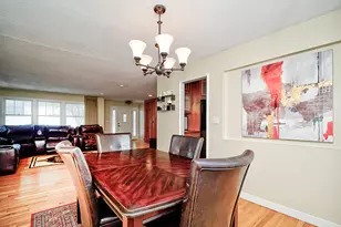 136 Knoll Dr, Hamden, CT 06518 - Photo 11