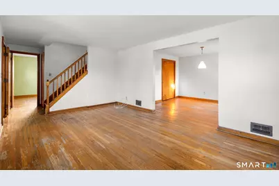 33 Newton Street, Hamden, CT 06514 - Photo 9