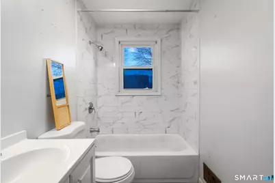 33 Newton Street, Hamden, CT 06514 - Photo 21