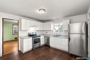 33 Newton St, Hamden, CT 06514 - Photo 15