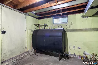 33 Newton Street, Hamden, CT 06514 - Photo 25