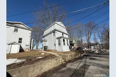 2 Lyon Street, Putnam, CT 06260 - Photo 3