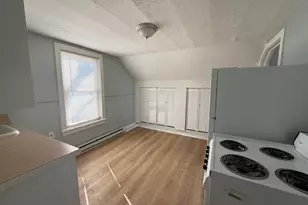 2 Lyon St, Putnam, CT 06260 - Photo 15