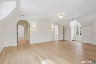 1085 Ridge Rd, Hamden, CT 06517 - Photo 27